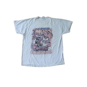Vintage 2001 Philadelphia 76ers TShirt